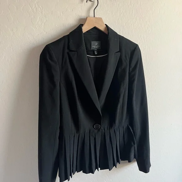 Adrianna Papell Women’s Pleated Black Blazer Jacket Size 8 - Picture 4 of 5